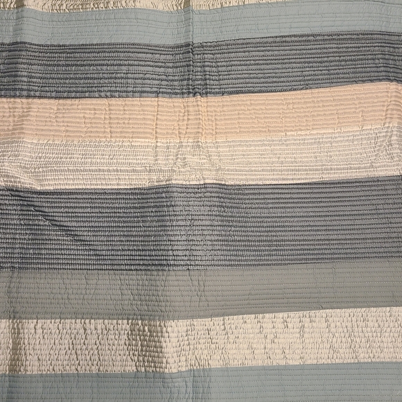 Pem America Full/Queen Striped Quilt Blanket New - Picture 1 of 2
